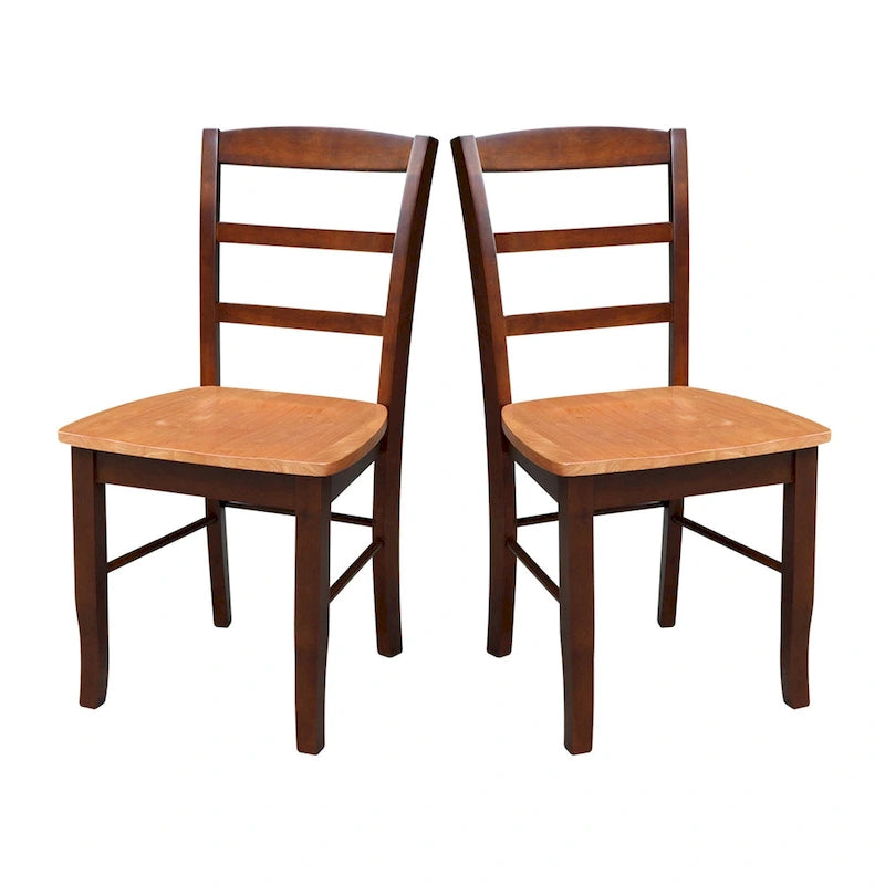 Chaises en bois massif à dossier à barreaux, un ensemble de deux