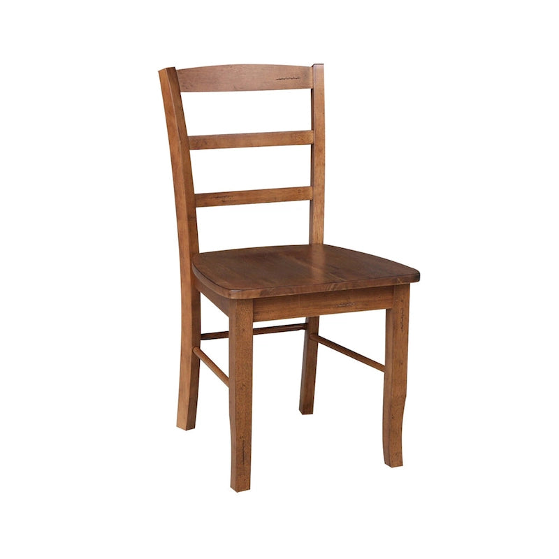 Chaises en bois massif à dossier à barreaux, un ensemble de deux